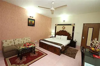 Hotel Rose Garden Dhaka 3*,  Bangladesh